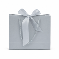 Sac cadeau de luxe en papier kraft fait main, recyclable, biodégradable et écologique, avec logo personnalisé, ruban, nœud et poignées en corde pour boutique