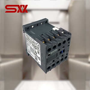 <span class=keywords><strong>Contacteur</strong></span> AC Schneider Electric LC7K0901M7 220-230V - pour remplacement de l'<span class=keywords><strong>armoire</strong></span> de commande d'ascenseur KONE - Product Image 1