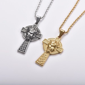 Pendentif vintage visage de Jésus croix plaqué or/argent 18 carats, bijoux religieux chrétiens - Product Image 6