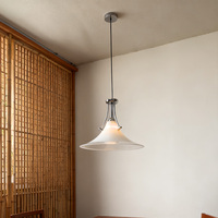 Lustre d'art minimaliste moderne en fer et verre E27 Source de lumière Lampes suspendues artistiques pour salon, salle à manger ou chambre à coucher