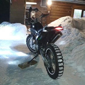Feu arrière LED pour moto avec support, feu stop LED, feux auxiliaires pour moto, pièces détachées moto - Product Image 5