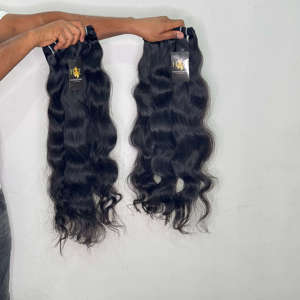 Extensions de cheveux ondulés en gros, naturels, vierges, non traités, en cheveux humains de temple indien, alignés aux cuticules, fournisseurs - Product Image 1