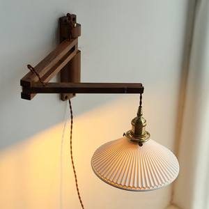 Lampada <span class=keywords><strong>da</strong></span> <span class=keywords><strong>Parete</strong></span> Giapponese Retrò Pieghevole <span class=keywords><strong>a</strong></span> <span class=keywords><strong>Braccio</strong></span> Lungo Wabi Sabi, <span class=keywords><strong>Design</strong></span> in Noce, Telescopica e Rotante per Camera <span class=keywords><strong>da</strong></span> Letto - Product Image 3