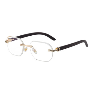 Gafas de Sol Poligonales Europeas Americanas 2026, Protección UV400, Patillas con Diseño de Madera, Transparentes/Marrones, Modernas para Hombre y Mujer - Product Image 3