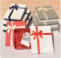 Cajas de Regalo de Navidad para Ropa y Productos de Cuidado de la Piel, Cajas de Papel Rojas con Bolsas de Embalaje