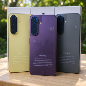 สมาร์ทโฟน A56 5G รุ่น 24GB+1TB, หน้าจอขนาดใหญ่ 7.0 นิ้ว, ระบบปฏิบัติการ Android 15, ชิปประมวลผลแบบ Deca Core, ปลดล็อคทั่วโลก รองรับซิมคู่ - Product Image 1