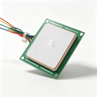 Module de lecteur RFID UHF intégré avec antenne en céramique 860-960 MHz, reconnaissance multi-tags, interface TTL pour la gestion des actifs, FreeSDK