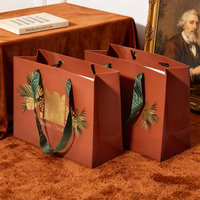 Sacs en carton personnalisés haut de gamme avec logo imprimé, imperméables, à poignée en corde de coton, luxe, petits lots, sacs pour vêtements