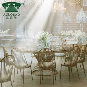 Meubles de salle de banquet Chaises de salle à manger rembourrées en métal doré - Product Image 2