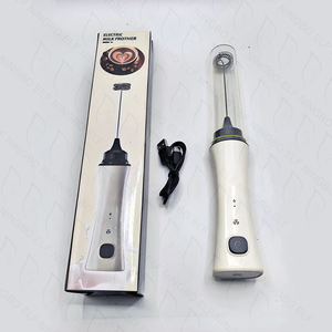 Nouvel arrivage Mini mousseur rechargeable par USB Fouet électrique écologique en ABS Dispositif portatif <span class=keywords><strong>pour</strong></span> café thé <span class=keywords><strong>lait</strong></span> mousse Boîte - Product Image 3