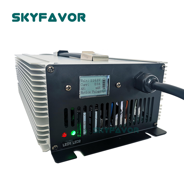 New Arrival 2KW Battery Charger Automatic Fast 24V 50A 36V 40A 48V 30A 60V 25A 72V 20A 84V 16A 96V 14A 108V 12A Battery Charger