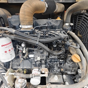 Mini-excavatrice hydraulique d'occasion Doosan DX55 de 5 tonnes d'origine coréenne avec moteur, pompe PLC et engrenages à haute puissance de creusement - Product Image 4