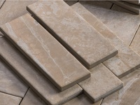 Carrelage mural en céramique effet mat 62x189mm, couleur crème chaud, pour villa, appartement, intérieur résidentiel