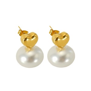 Heart-Shaped Pearl <b>Stud</b> Earrings Gold Plated 18K <b>Titanium</b> Steel For Women Everyday Wear - Product Image 5