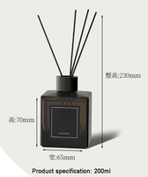 Diffuseur de parfum personnalisé de 200 ml avec huile essentielle pour les chambres d'hôtel étoilés et les espaces hôteliers
