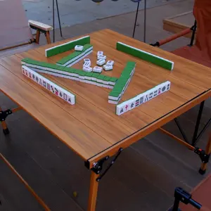 ENJOY 2024 Nouveau Design Table de camping carrée pliante en alliage d'aluminium Table de Mahjong légère en bois