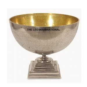 Tazón de Lujo para Mesa, Diseño Personalizado Disponible, Tazón Decorativo de Metal con Acabado Dorado para Frutos Secos - Product Image 2