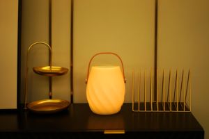 Thiết Kế Hiện Đại Thông Minh Âm Nhạc Di Động Loa Đèn Ứng Dụng Điều Khiển Âm Nhạc Không Dây Đèn Với Loa Cho Món Quà - Product Image 5