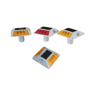 Borne de signalisation routière solaire en aluminium 6061-T6 IP65, réfléchissante, à LED, pour montage au sol, avertissement de circulation - Product Image 4