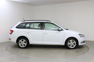 Voiture d'<span class=keywords><strong>occasion</strong></span> AUTHENTIQUE <span class=keywords><strong>Skoda</strong></span> <span class=keywords><strong>Fabia</strong></span> d'<span class=keywords><strong>occasion</strong></span> Prête à l'exportation Faible kilométrage Bon marché Haute qualité - Product Image 2