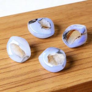 Vente en gros Crystalhola : Torche géode en agate bleue de haute qualité, ornement de bureau festif et charmant pour la maison et le bureau - Product Image 6