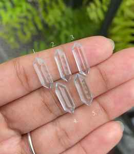 Saphir naturel |   Saphir vert |   Bague de fiançailles et de mariage en saphir hexagonal allongé - Product Image 5