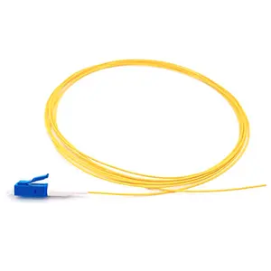 LC/UPC tek mod 9/125 G652D 1 çekirdekli PVC/LSZH pigtail 1.5m fiber lif