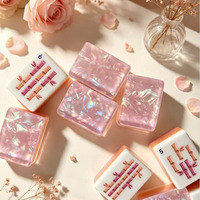 Élégant ensemble de tuiles de mahjong américain en acrylique 3 couches, rose irisé, motif pivoine et paon en relief, collection de fêtes, Poker