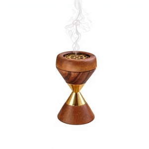 Quemador de Incienso de Sándalo Ecológico Hecho a Mano, Difusor de Aroma de Madera, Fragancia Religiosa para el Hogar, Bakhoor para Todas las Estaciones, Ramadán, Eid - Product Image 1