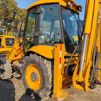 Chargeuse-pelleteuse d'occasion JK-JCB3CX avec godet de 0,84 m³ et godet de 1 m³ pour projets de construction