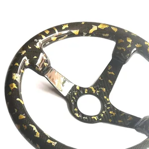 <span class=keywords><strong>Volant</strong></span> automobile en fibre de carbone personnalisé en usine et nouvellement conçu avec feuille <span class=keywords><strong>d</strong></span>'or - Product Image 3