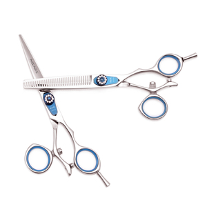 <span class=keywords><strong>Forbici</strong></span> <span class=keywords><strong>Professionali</strong></span> <span class=keywords><strong>da</strong></span> <span class=keywords><strong>Barbiere</strong></span> AQIABI JP 440C 5.5'' 6'' con Lama Affilata, Punta Girevole e Finitura Lucida A9019 - Product Image 4