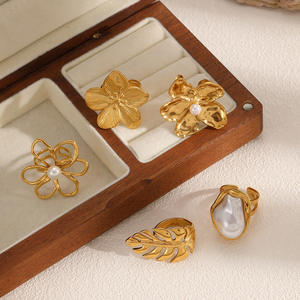 Floral Leaf <b>Titanium</b> Steel <b>Ring</b> For Women Pearl Inlay Geometric Design Everyday Wear Jewelry - Product Image 1