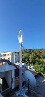 Générateur Hybride Éolien-Solaire 5 kW Résidentiel Monté sur Toit, Petite Éolienne à Axe Vertical en Hélice pour Maison et Ferme
