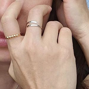 Nouvelle conception : Bagues tournantes à 5 perles pour femmes, ouvertes et ajustables, en Or, Argent, Or Rose, anti-stress et anti-anxiété, pour fille - Product Image 3