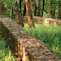 Clôture en maille de gabion en fil de fer galvanisé Panier de mur de soutènement rempli de roche Clôture soudée rentable pour clôturer les treillis et les portes