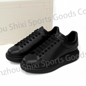 <span class=keywords><strong>Scarpe</strong></span> di Lusso di Alta Qualità di Design Sneakers da <span class=keywords><strong>Uomo</strong></span> e da Donna di <span class=keywords><strong>Marca</strong></span> Famosa in Vera Pelle alla Moda Sportive Casual da Passeggio - Product Image 2