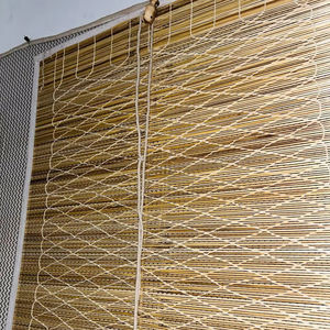 Stores en bambou tissé sur mesure, filtrant la lumière naturelle, pour maison, hôtel, restaurant, sans système de tirage - Product Image 1