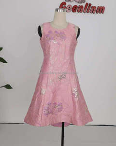 Robe élégante pour femmes grandes tailles, deux pièces, de haute qualité, idéale pour l'église - Product Image 2
