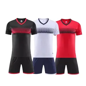 2024 Modelles einfarbiges Fußballtrikot wasserabsorbierendes Design Erwachsene Fußballuniform-Kits