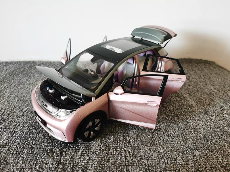 BYD DOLPHIN 非売品 ミニカー 1/18　未開封品 BYD DOLPHIN 非売品 ミニカー 1/18 未開封品 - メルカリ