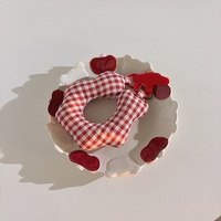 Coque de téléphone minimaliste rose à motif nuage et écossais avec cordon, dragonne créative en tissu 3D, bracelet de poignet, breloque suspendue, fabriquée en Chine, modèle F01