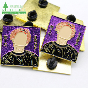 Bạn bè men <span class=keywords><strong>Pin</strong></span> Hàn Quốc thần tượng hoa thép không gỉ Trâm dễ thương tùy chỉnh long lanh tăng vàng mềm men cứng Kpop ve áo pins - Product Image 3