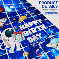 Décor de fête en guirlande métallisée à thème spatial astronaute, rideau carré à franges, Joyeux Anniversaire en anglais et espagnol, Feliz Cumpleaños