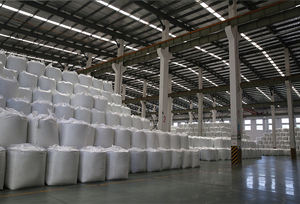 Fabrik preis <span class=keywords><strong>PET</strong></span>-Chip WK-681 Kunststoff rohstoff <span class=keywords><strong>in</strong></span> der Kunststoff industrie für die Herstellung von Folie für Solar panel. - Product Image 4