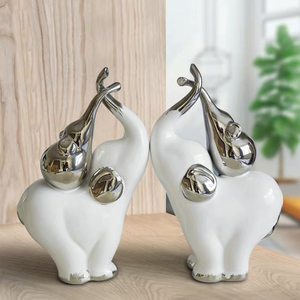Éléphant, décoration moderne pour <span class=keywords><strong>chambre</strong></span> d'hôtel, cadeau de mariage <span class=keywords><strong>pas</strong></span> cher en gros, couleur argentée blanche, famille chaleureuse - Product Image 4