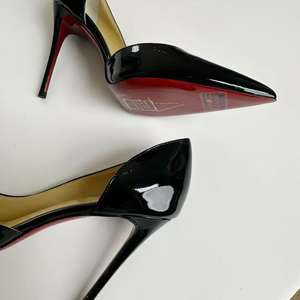 Chaussures de créateur style Z à ouverture latérale en cuir verni pour femme, nouvelles, sexy, à talon aiguille rouge, élégantes, pointues, noires, pour le travail - Product Image 3