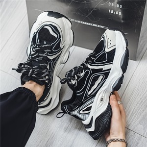 Zapatos deportivos de malla transpirable para hombre, verano 2024, nuevos, modernos, con suela gruesa, que aumentan la altura, para correr, deporte y ocio. - Product Image 3