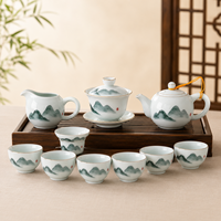 Service à thé en porcelaine chinoise Green Mountain de 13 pièces, théière Gaiwan, pichet à thé et tasses, bordure dorée, paysage peint à la main, coffret cadeau