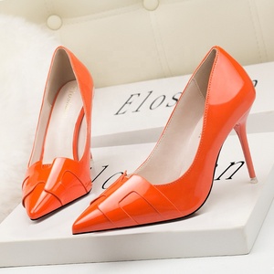 <span class=keywords><strong>Scarpe</strong></span> con <span class=keywords><strong>Tacco</strong></span> Alto da Donna, Décolleté Eleganti a Punta con <span class=keywords><strong>Tacco</strong></span> Sottile in Raso, <span class=keywords><strong>Scarpe</strong></span> Femminili alla Moda Nere e <span class=keywords><strong>Nude</strong></span> - Product Image 3